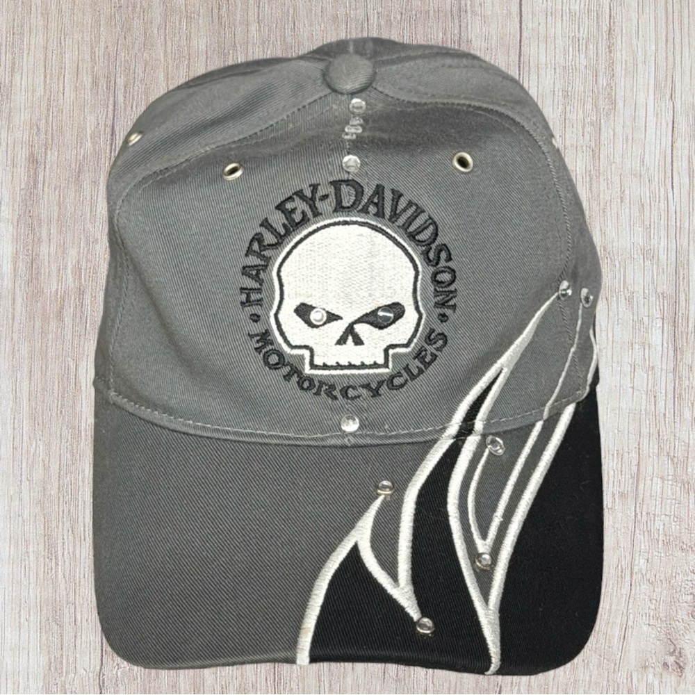 Harley-Davidson Motorcycles Gray Women’s Biker W/ Skull Hat Cap w/Accents XS
